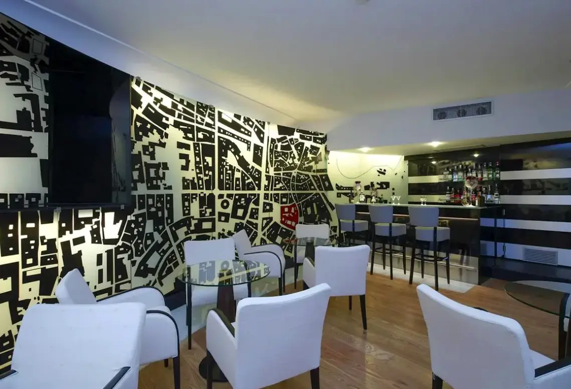 Restauracja i jedzenie w hotelu Grand Piazza Borsa