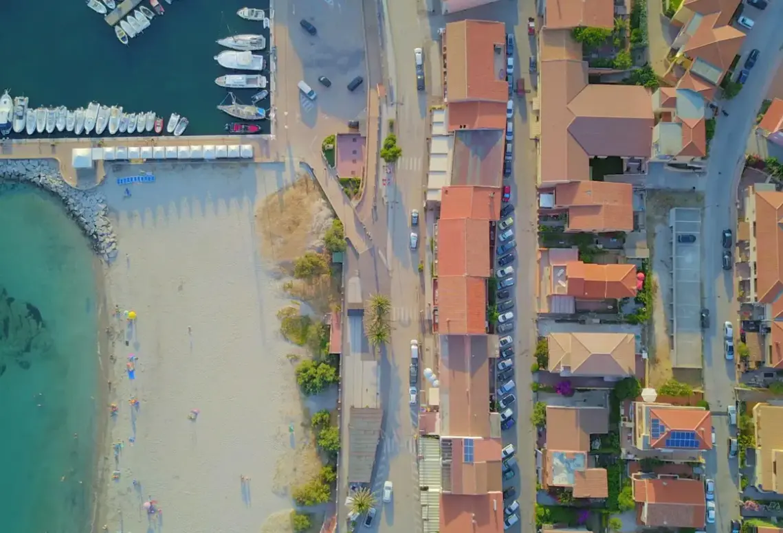 Plaża przy hotelu Il Gabbiano