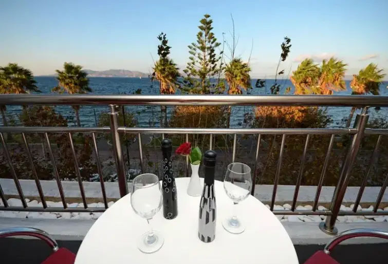 Widok z hotelu Infinity Philippion
