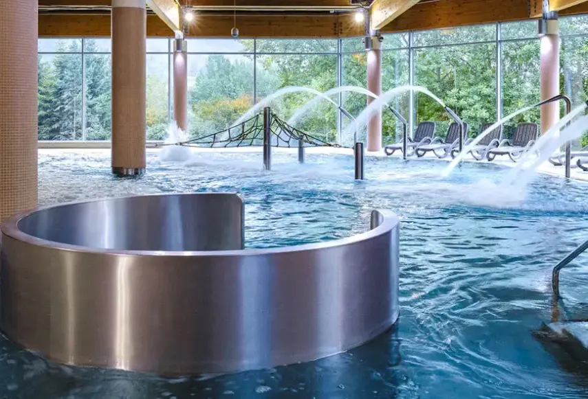 Basen w hotelu Interferie Aquapark Sport Malachit