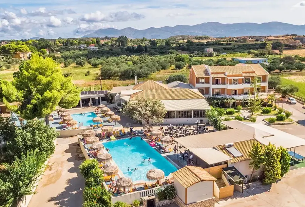Basen w hotelu Ionian Sea & Aquapark