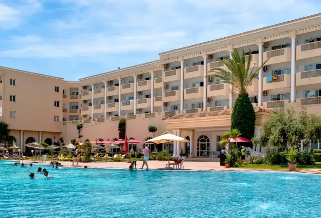 Hotel Itropika Beach
