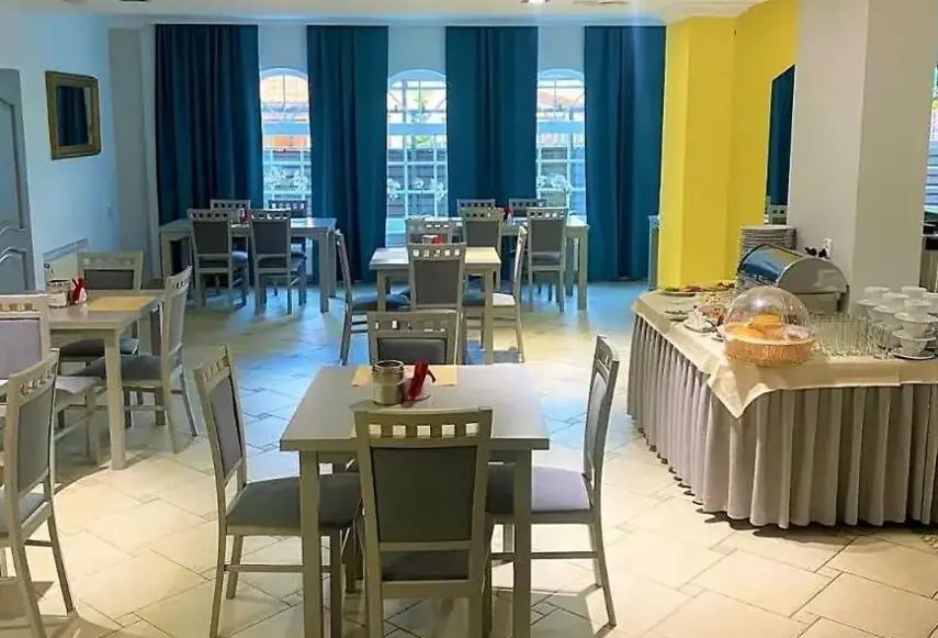 Restauracja i jedzenie w hotelu Jabłoński