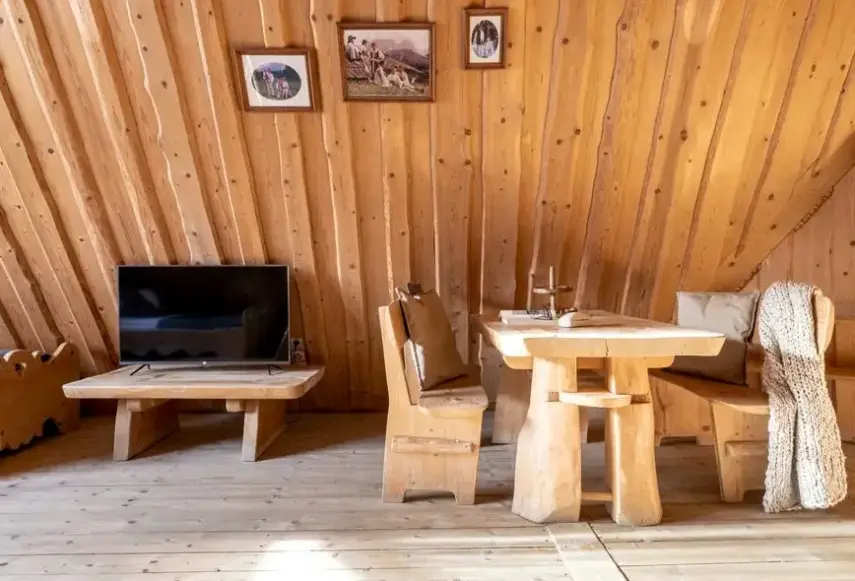 Restauracja i jedzenie w hotelu Javorina