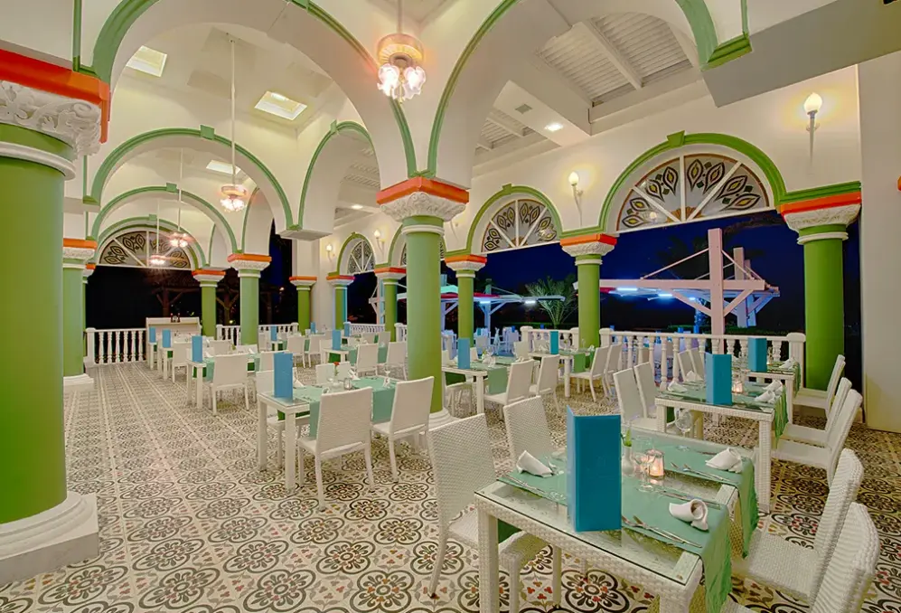 Restauracja i jedzenie w hotelu Kamelya Fulya