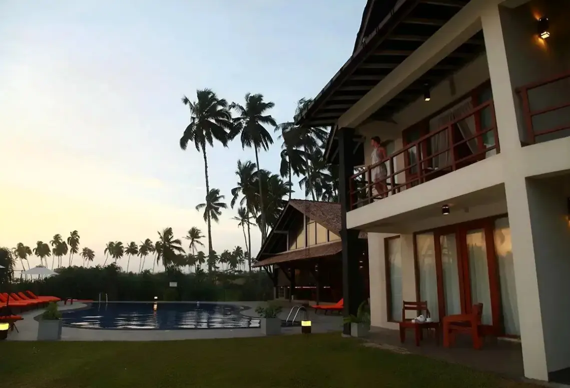 Basen w hotelu Kamili Beach Resort