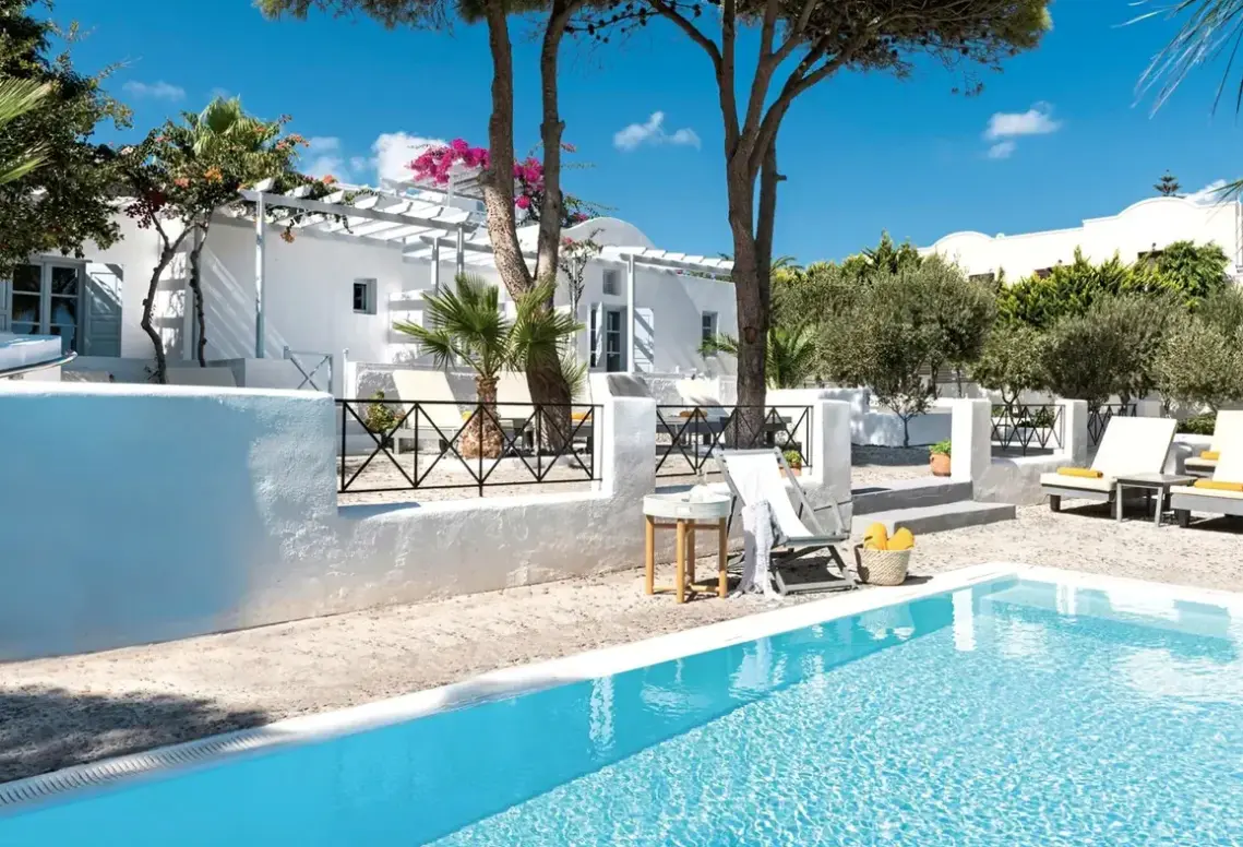 Basen w hotelu Kastelli Resort