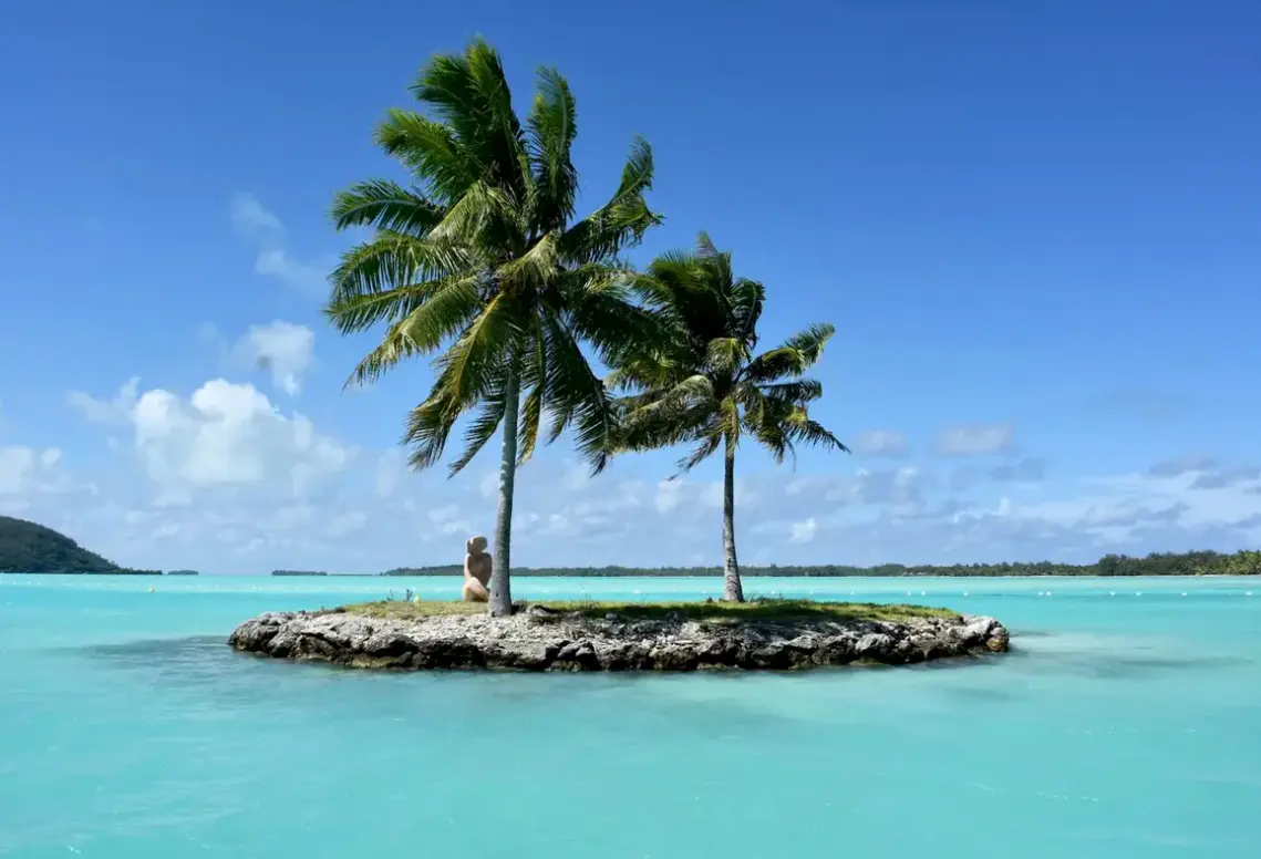 Plaża przy hotelu Le Maitai Polynesia
