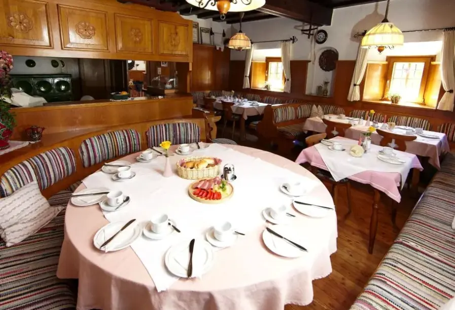 Restauracja i jedzenie w hotelu Limberghof