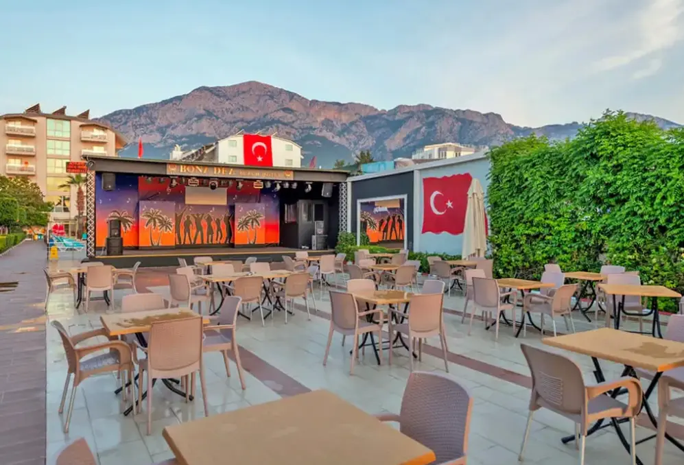 Restauracja i jedzenie w hotelu Lims Bona Dea Beach