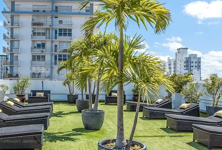 Lincoln Arms Suites