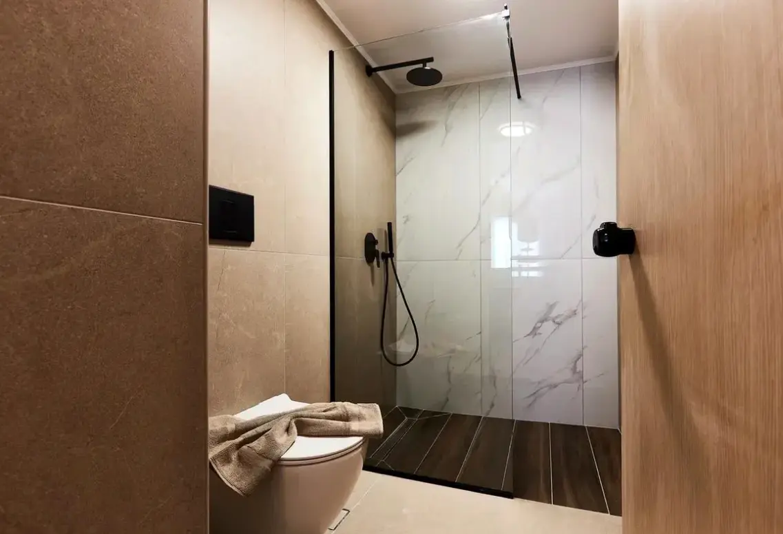 Łazienka w pokoju hotelu Lotus Rise (ex. Memory Boutique)