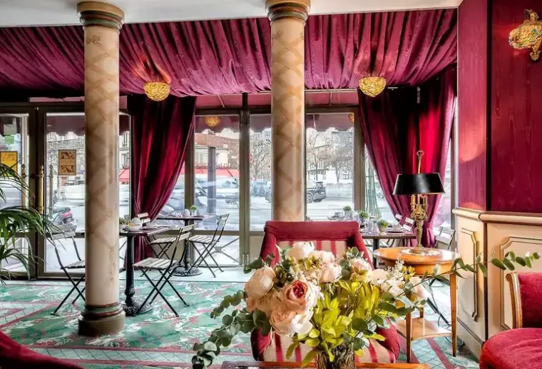 Lobby hotelu Maison Eugenie