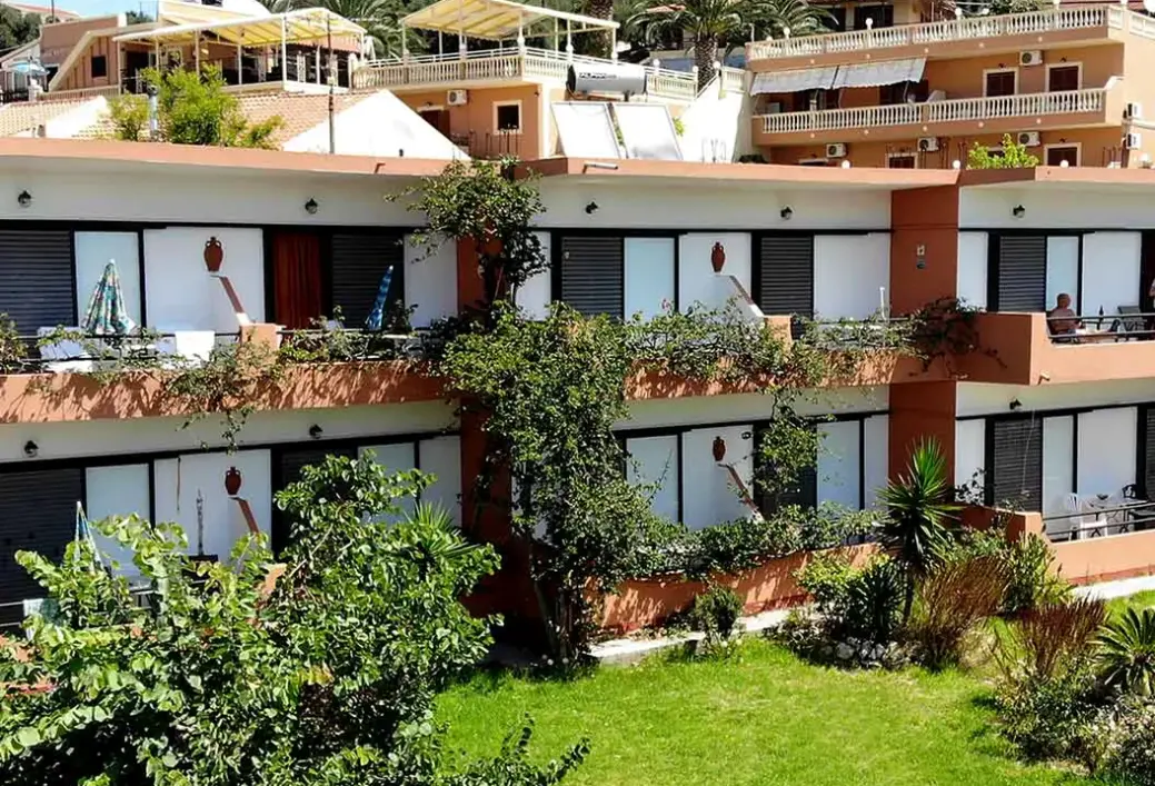 Hotel Mikelis w Grecja (Korfu) - oferta last minute