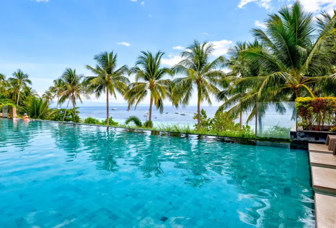 Basen w hotelu Modala Beach Resort