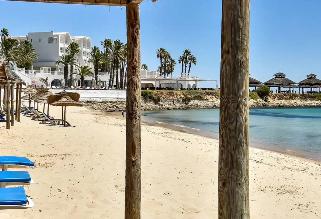 Plaża przy hotelu Novostar Sol Azur Beach Congres