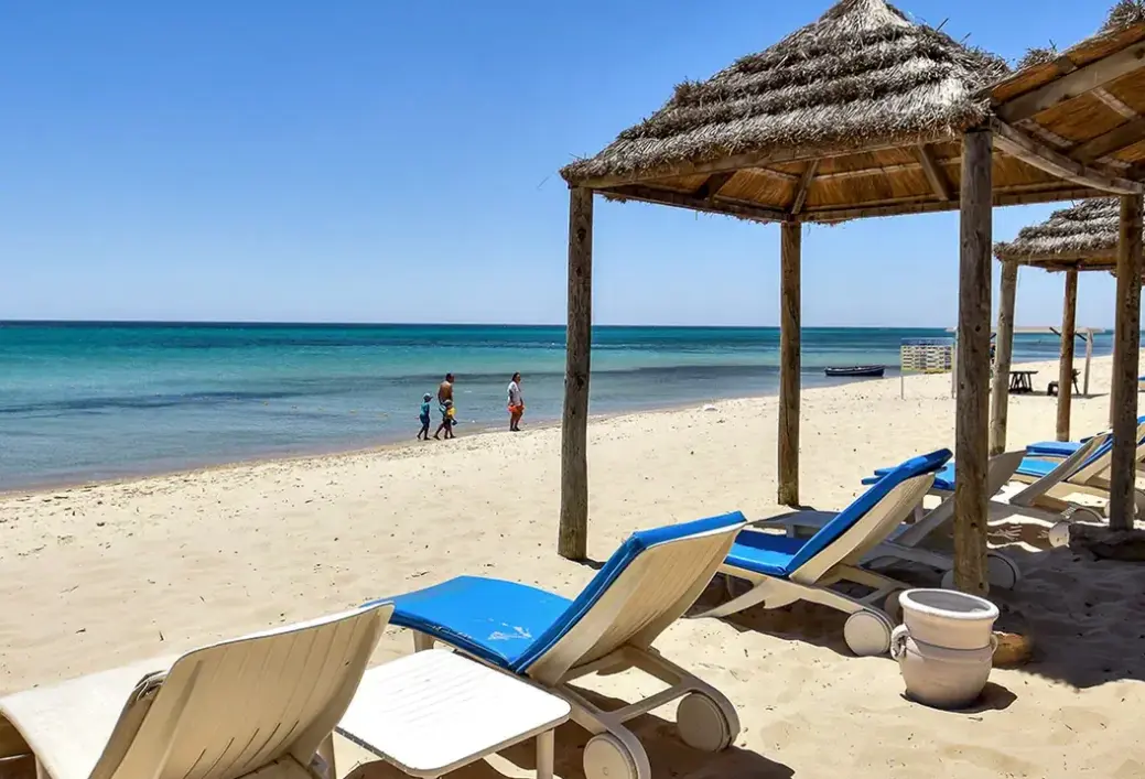 Plaża przy hotelu Novostar Sol Azur Beach Congres