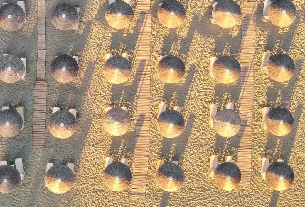 Plaża przy hotelu Olympios Zeus