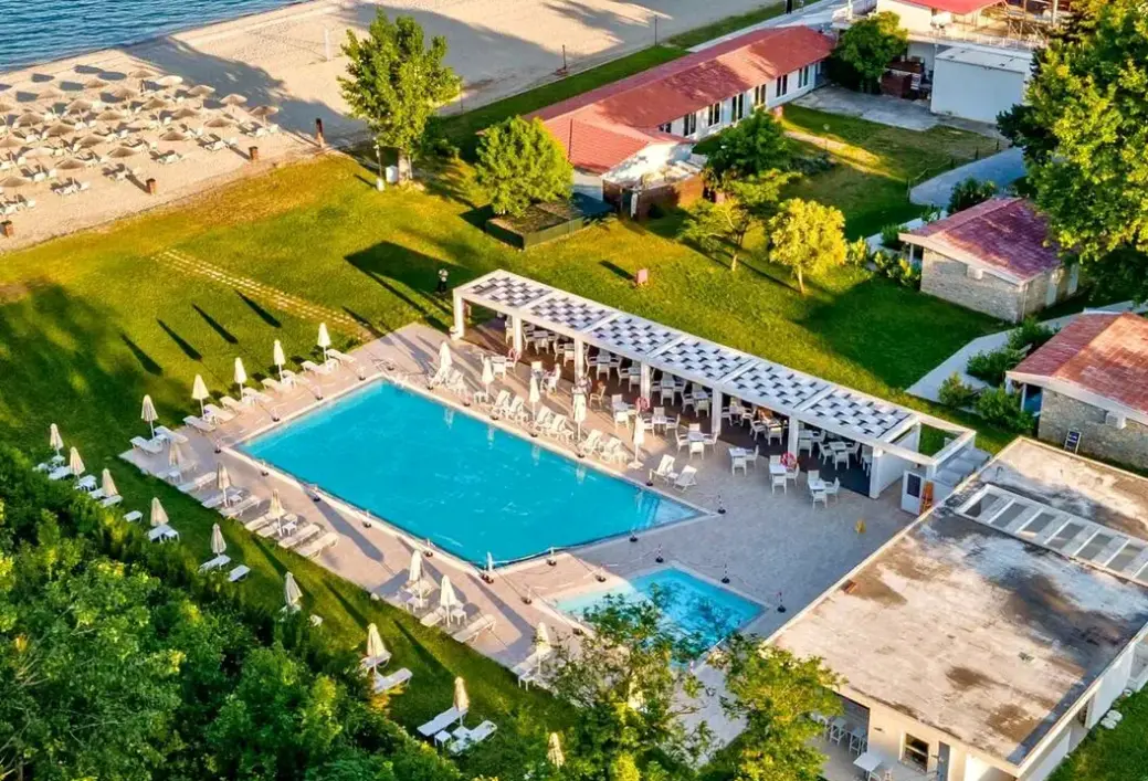 Basen w hotelu Olympios Zeus