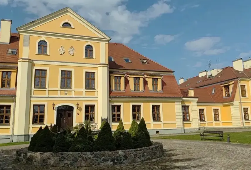 Hotel Pałac w Rymaniu