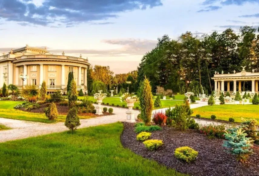 Obiekt hotelu Pałacyk Otrębusy