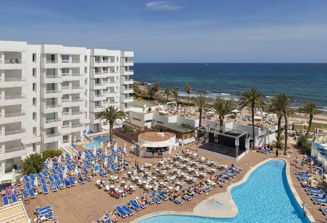 Basen w hotelu Palia Sa Coma Playa