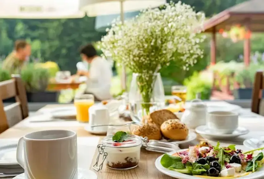 Restauracja i jedzenie w hotelu Perła Południa