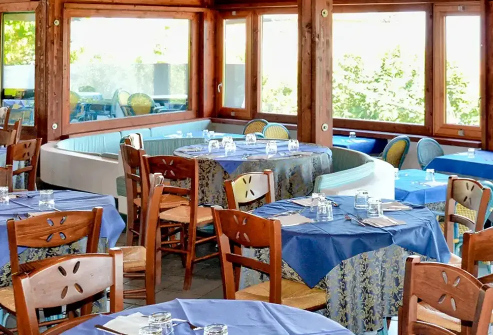 Restauracja i jedzenie w hotelu Poggio di Tropea
