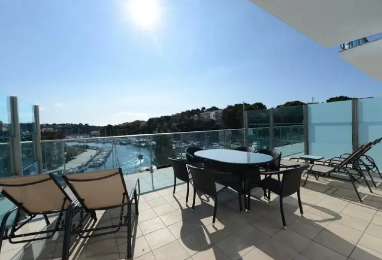 Widok z hotelu Porto Drach