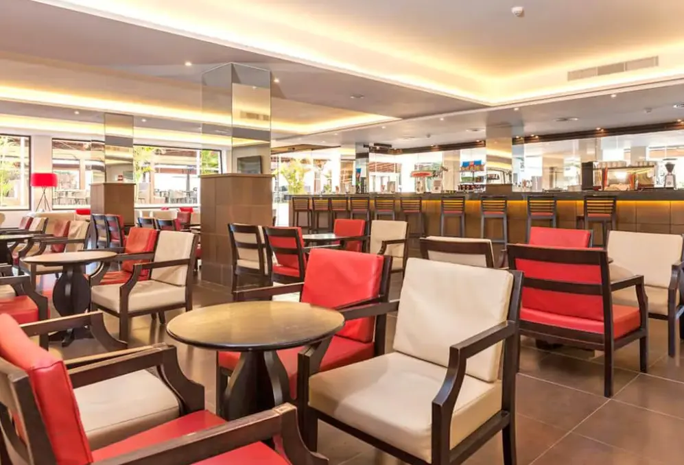 Lobby hotelu Rey Don Jaime (Santa Ponsa)