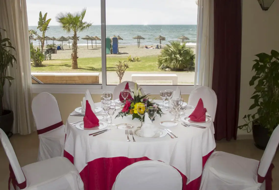 Plaża przy hotelu Rincon Sol
