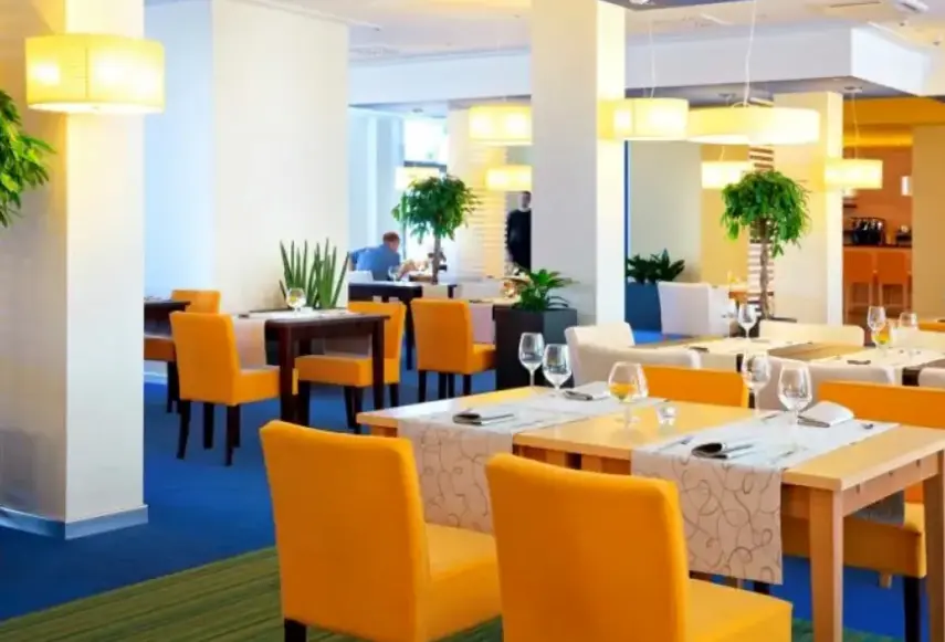 Restauracja i jedzenie w hotelu Słoneczny Zdrój Medical Spa&Wellness