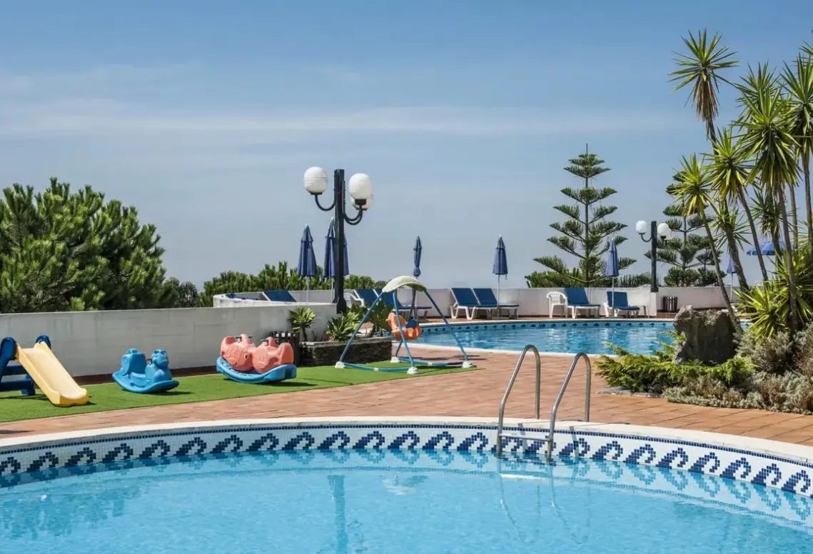 Basen w hotelu Sao Felix Hillside And Nature