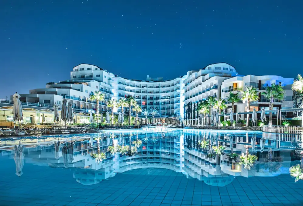 Basen w hotelu Sealight Resort (ex Otium Sealight Beach Resort)