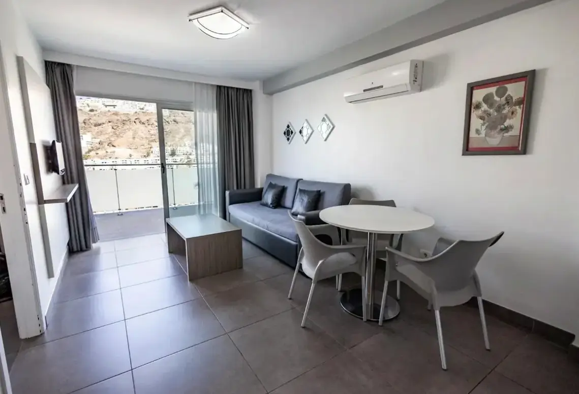 Pokój w hotelu Servatur Castillo de Sol