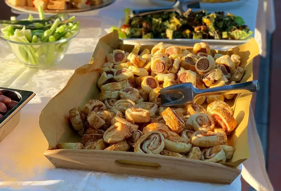 Restauracja i jedzenie w hotelu St. Gregory Park