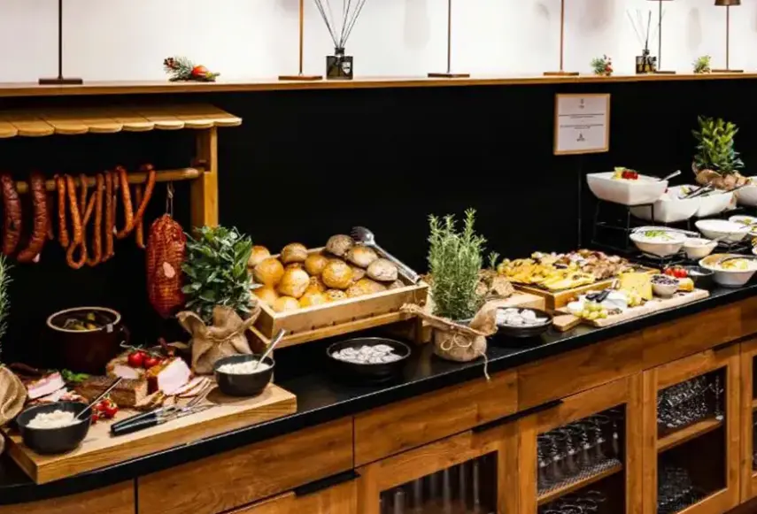 Restauracja i jedzenie w hotelu Szczawnica Park