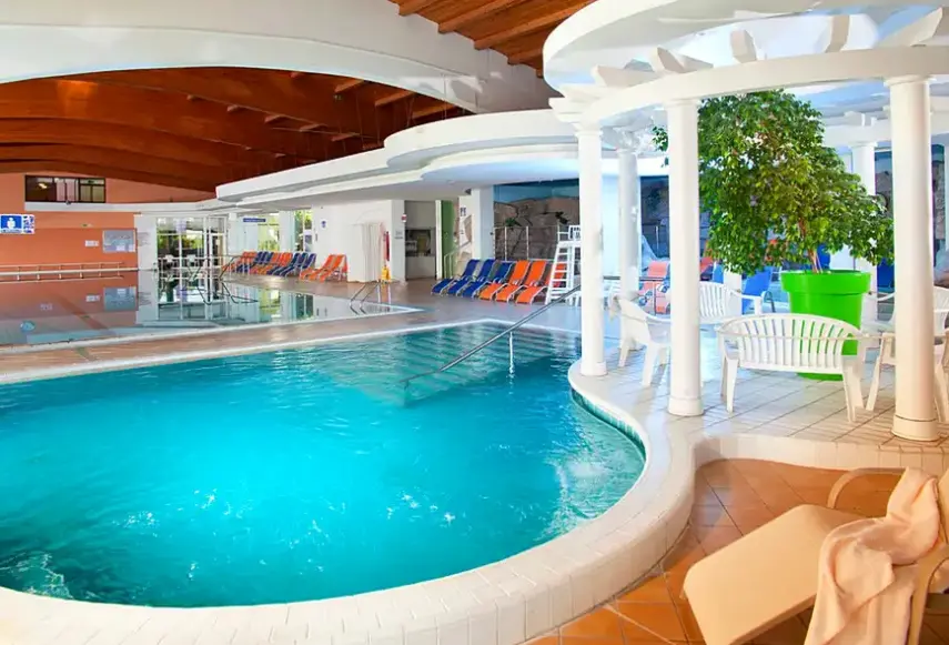 Basen w hotelu Terme Topolsica Vesna