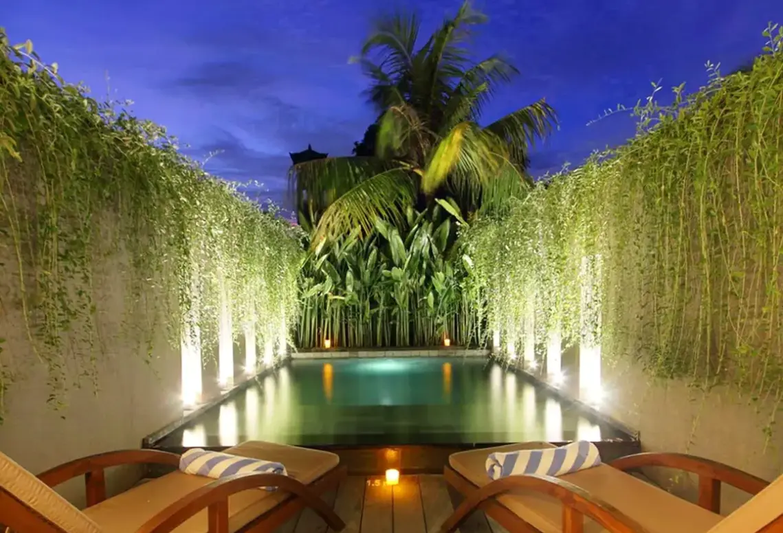 Basen w hotelu The 101 Oasis  (ex. The Oasis Lagoon Sanur)