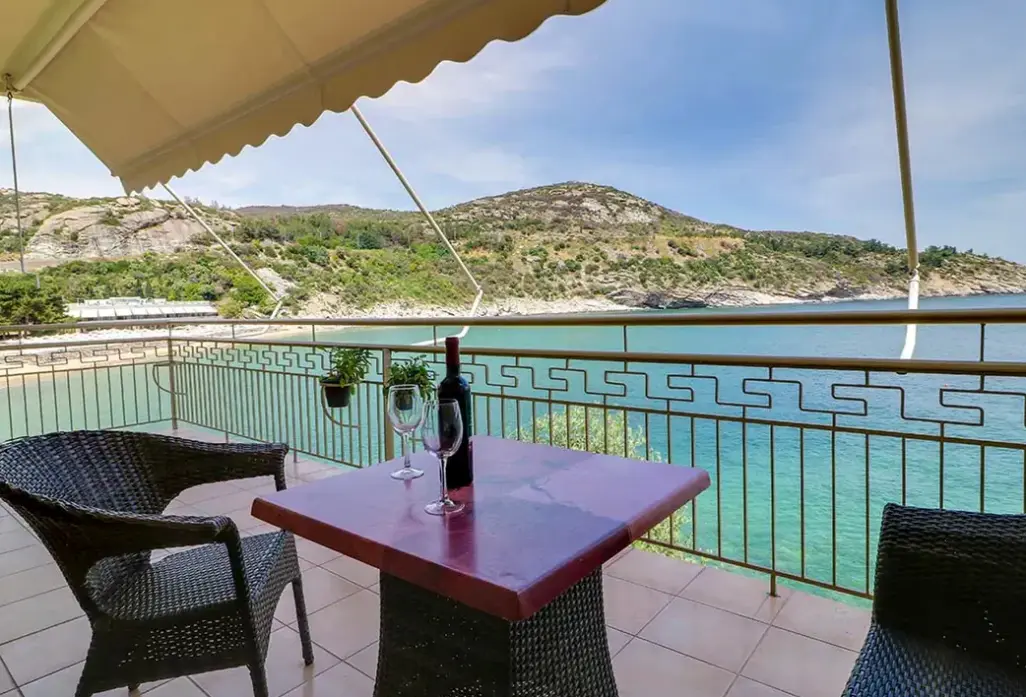 Widok z hotelu Tosca Beach (ex. Bomo)