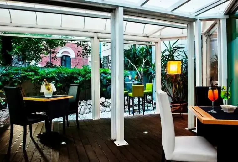 Restauracja i jedzenie w hotelu Twenty One