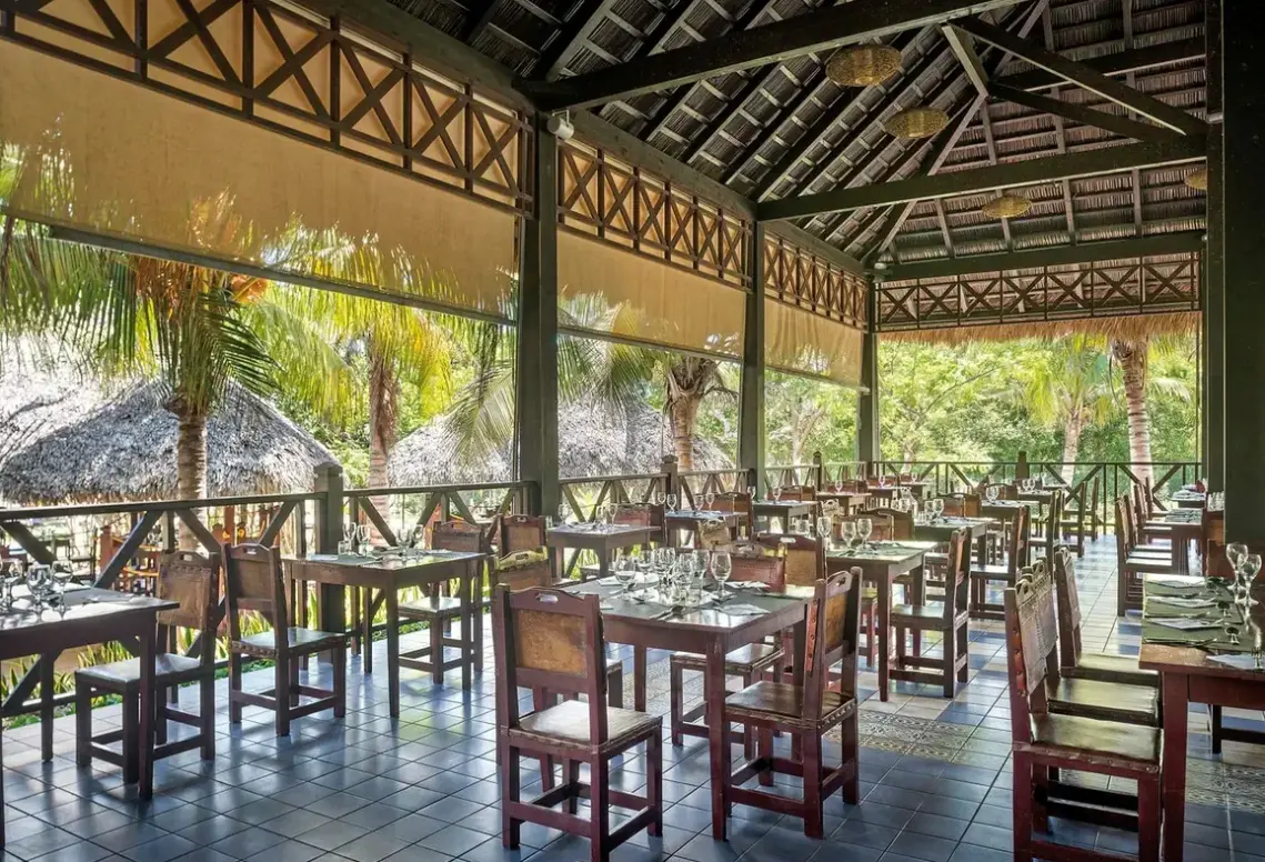 Restauracja i jedzenie w hotelu Valentin El Patriarca Varadero (Ex- Varadero El Patriarca)