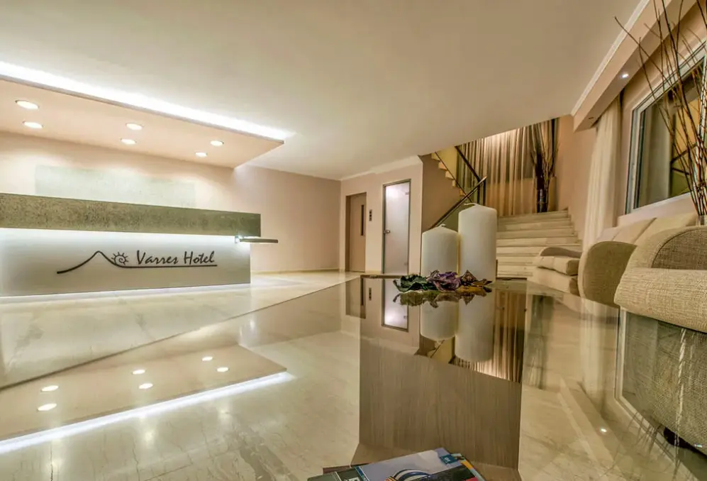 Lobby hotelu Varres