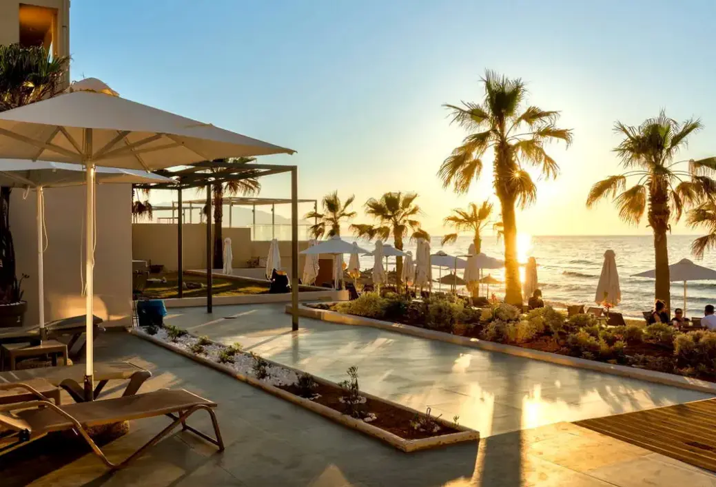 Plaża przy hotelu White Olive Elite Rethymno