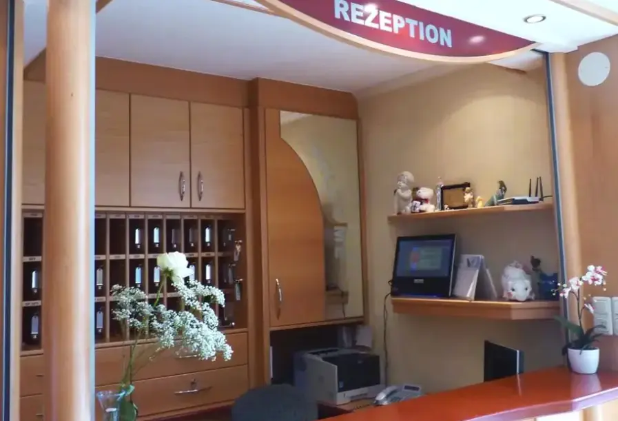 Lobby hotelu Zur Post (Ossiach)