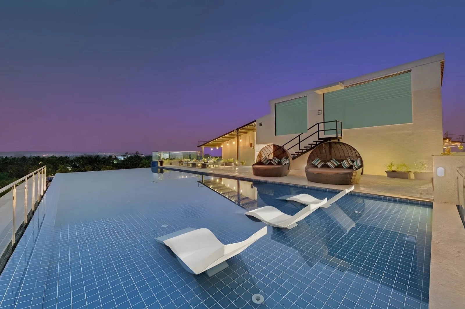 Hotel The Fern Habitat Candolim Goa