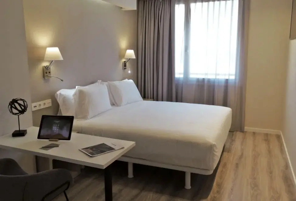 Pokój w hotelu Abba Suites Bilbao City Center