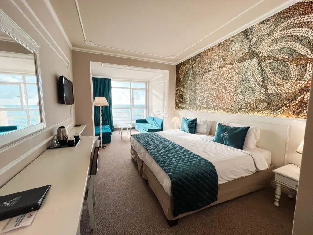 Adria Palace (ex. Rinia 2) — ADRIATIK