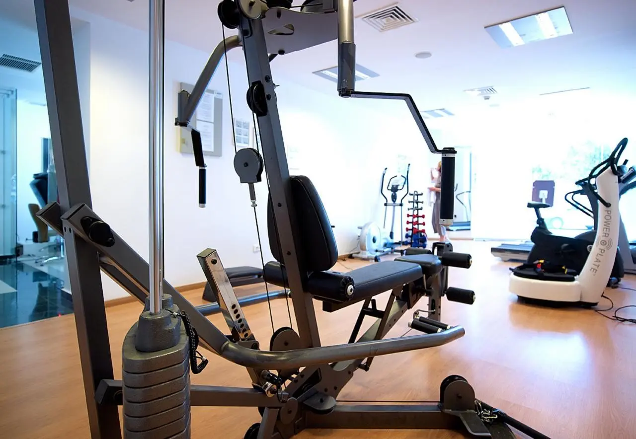 Albatros — ALBATROS HOTEL