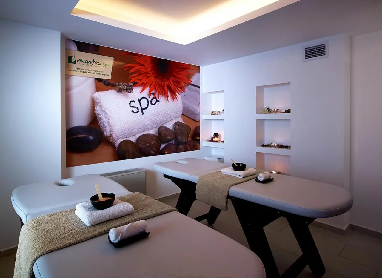 Albatros — ALBATROS HOTEL